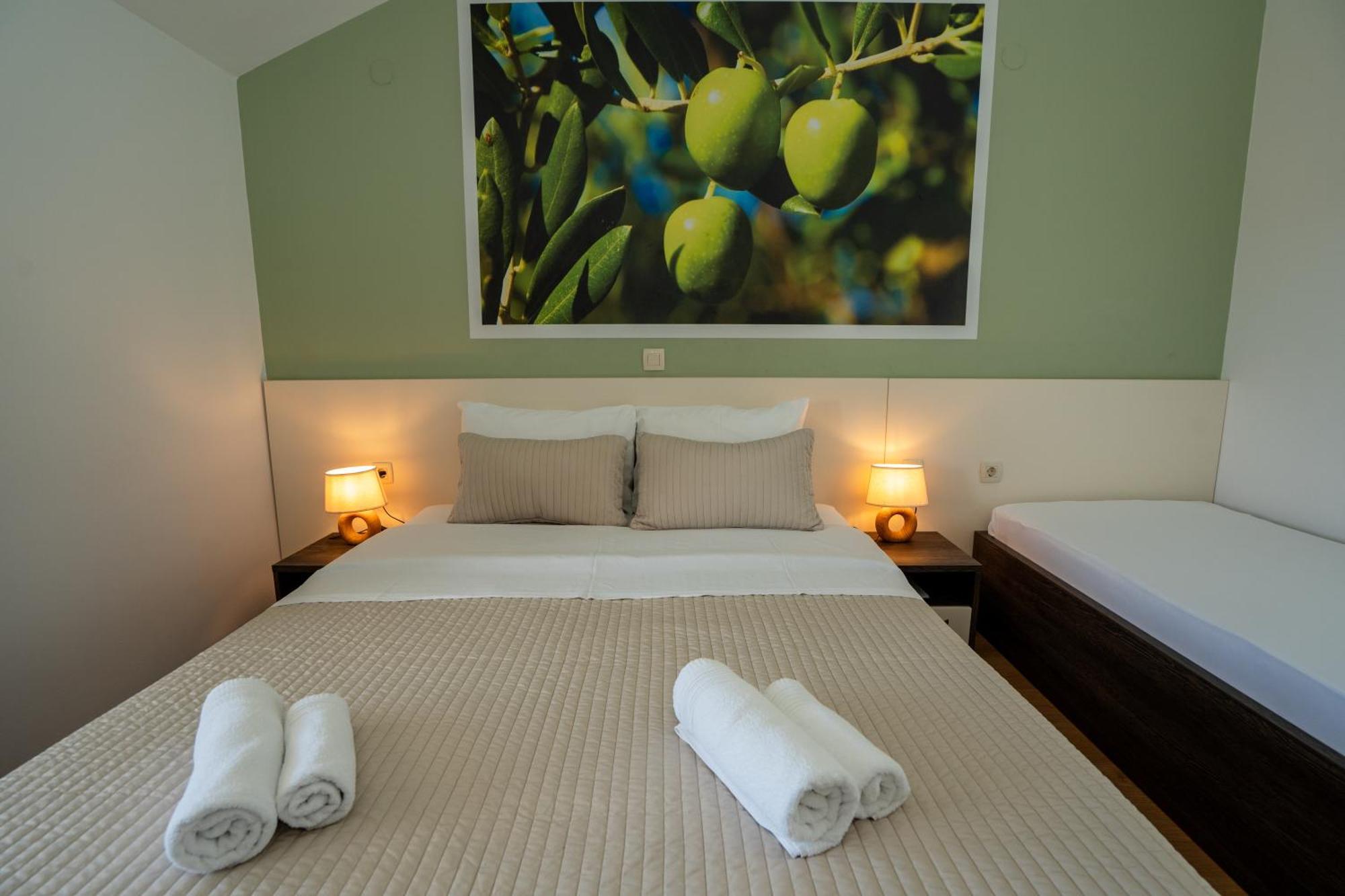 Kustići ベッド＆ブレックファースト マルタ ＆ トナ Bed & Breakfast エクステリア 写真