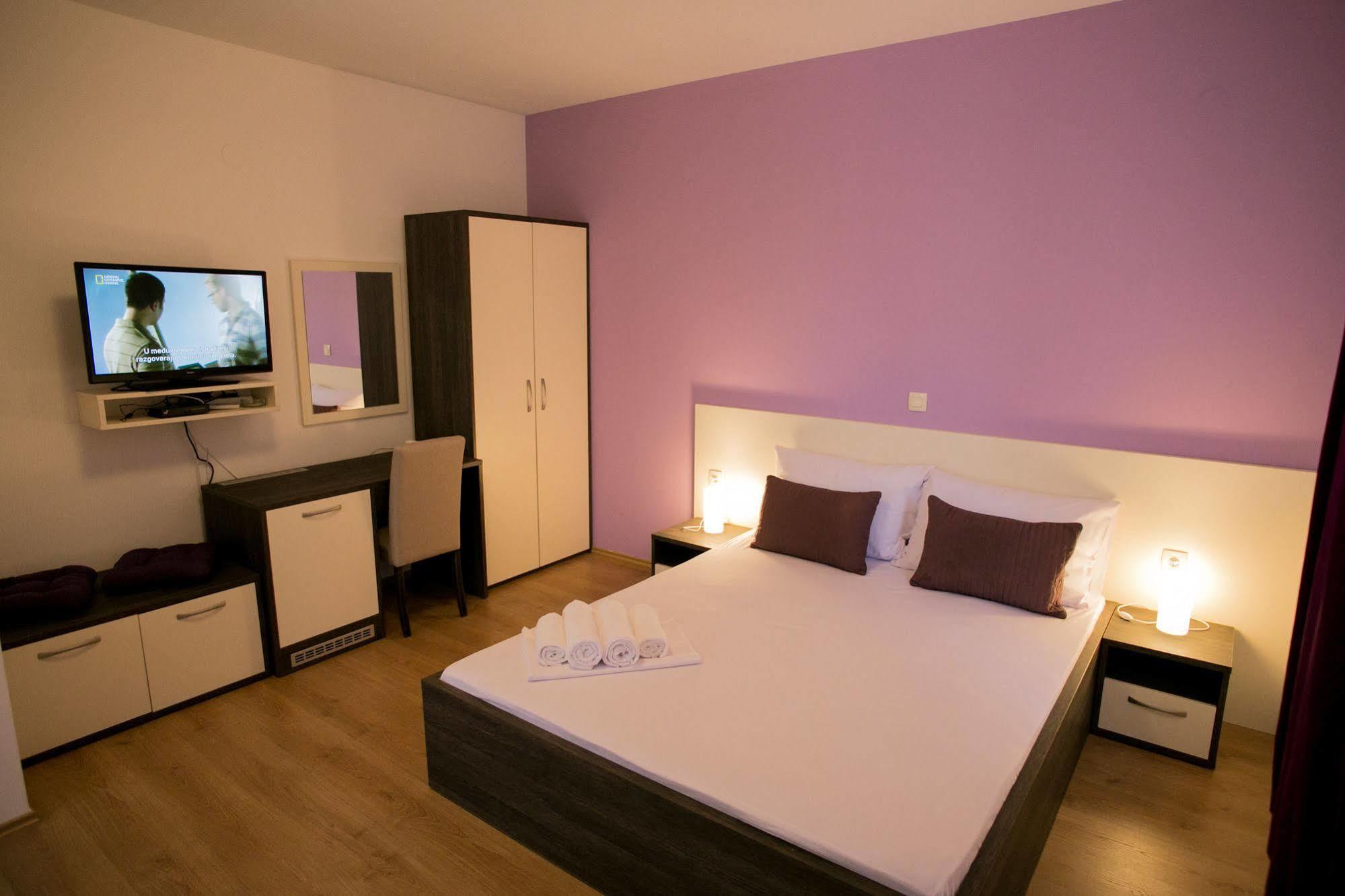 Kustići ベッド＆ブレックファースト マルタ ＆ トナ Bed & Breakfast エクステリア 写真