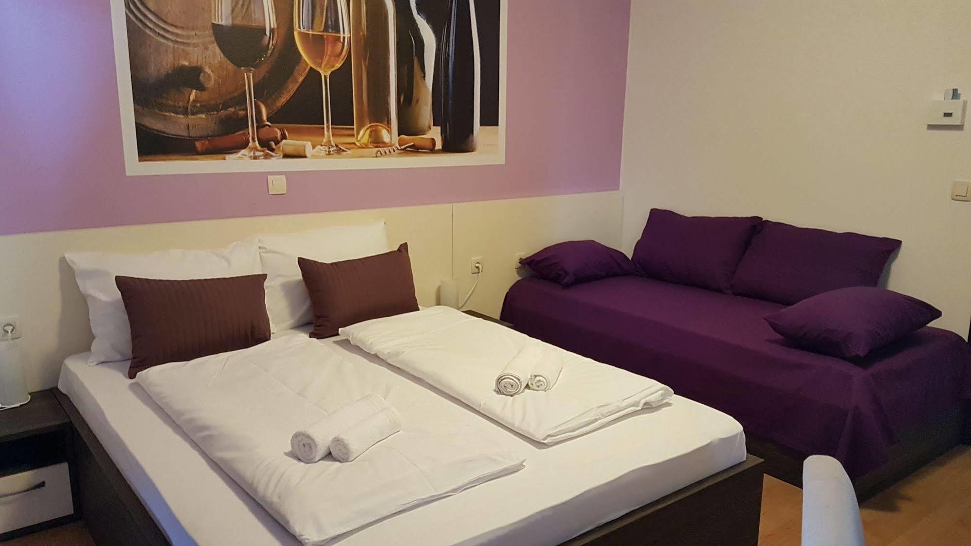 Kustići ベッド＆ブレックファースト マルタ ＆ トナ Bed & Breakfast エクステリア 写真